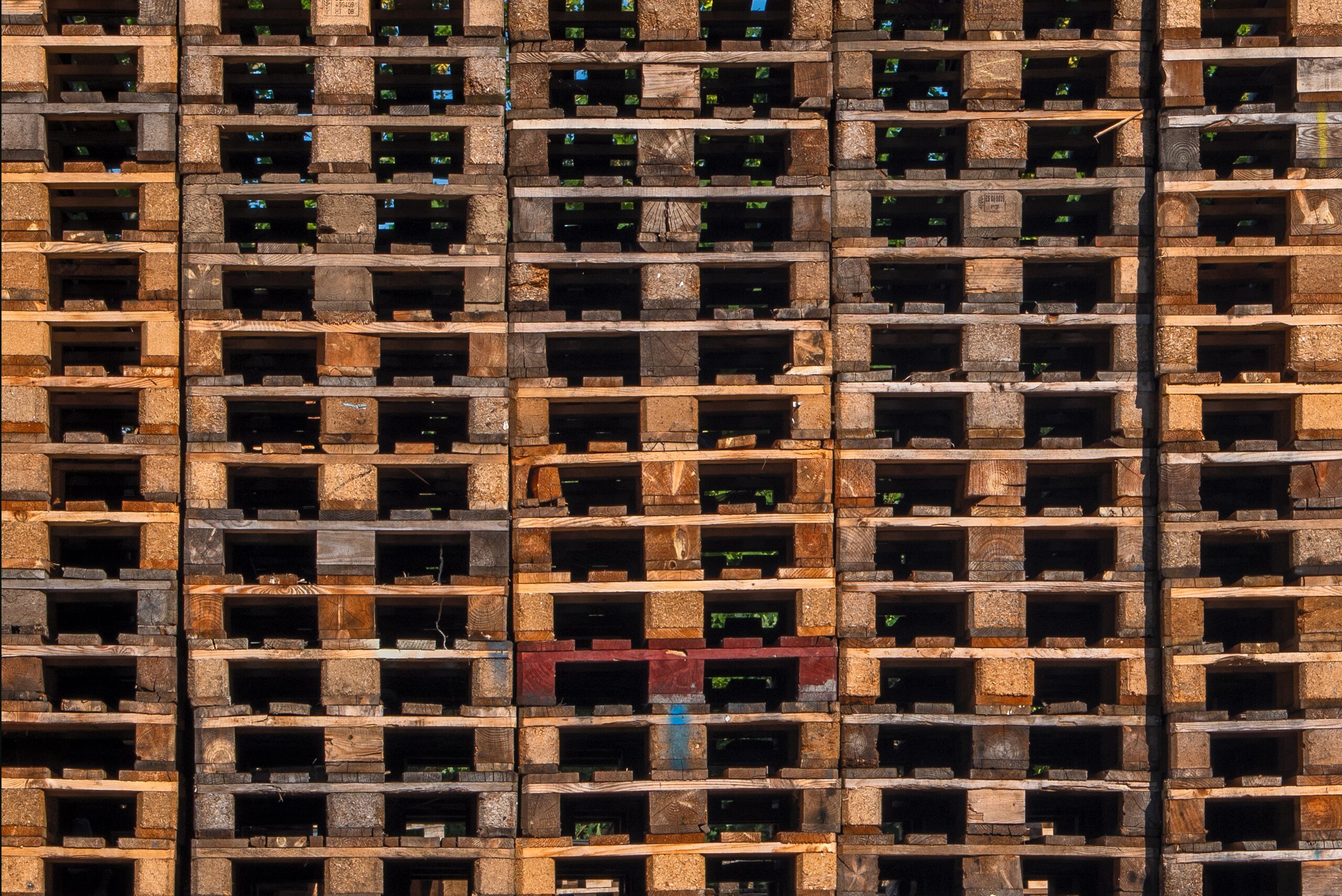 Despesas com pallets podem ser incluídas na base de cálculo para creditamento do PIS e da COFINS